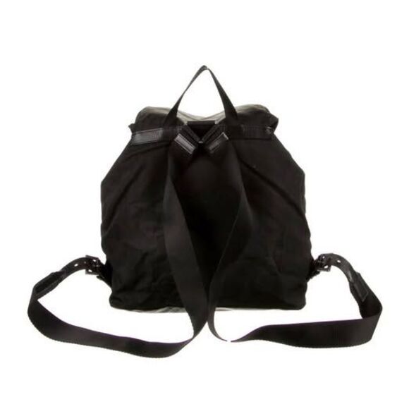 Prada Black Nylon Backpack - Authentic Medium/Large (15\